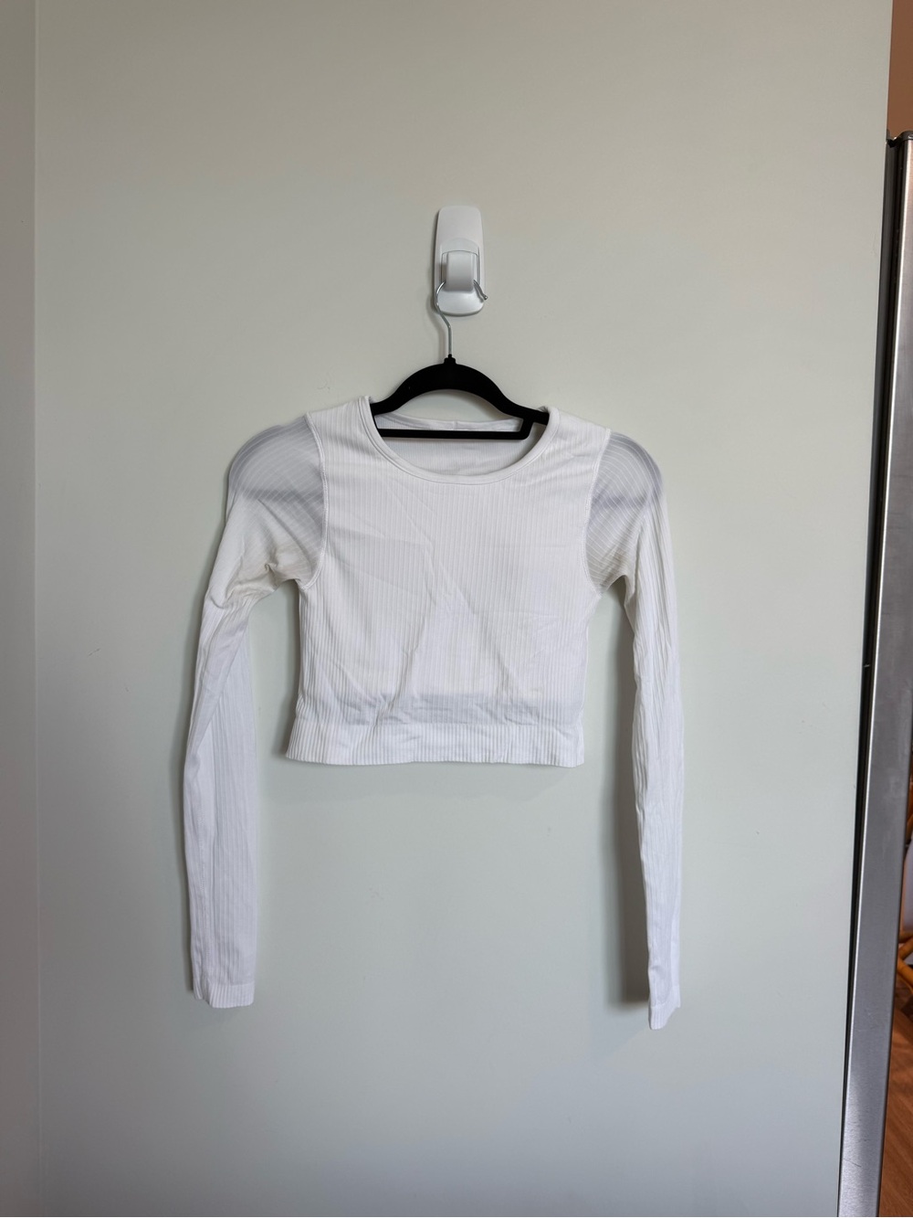 Lululemon White Ribbed Padded Long-Sleeve Cropped Top